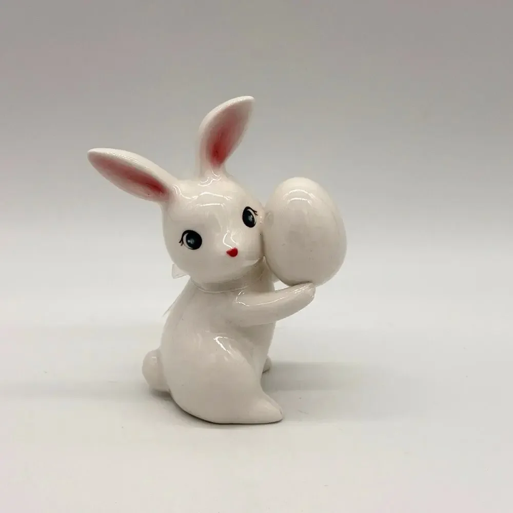 Target Spritz Ceramic Bunny Figure With Easter Egg 2023 NEW